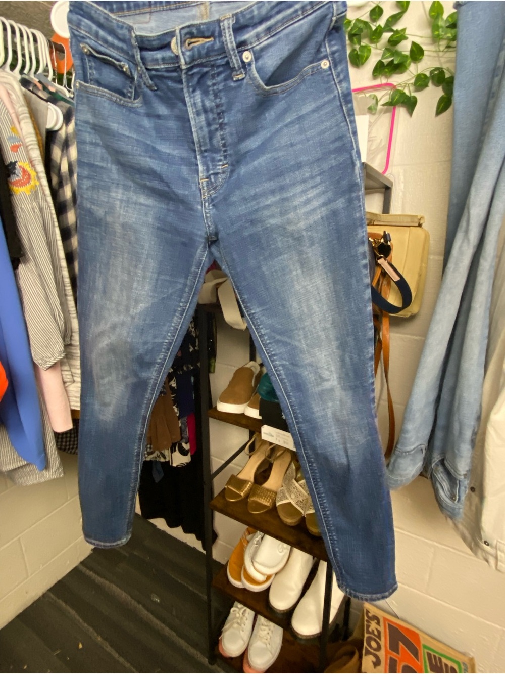 Lucky Brand Slim Jeans in Washed Blue